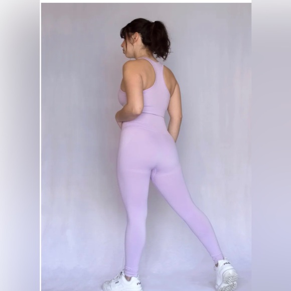 Lilac Sports Bra and Legging set - Picture 3 of 3